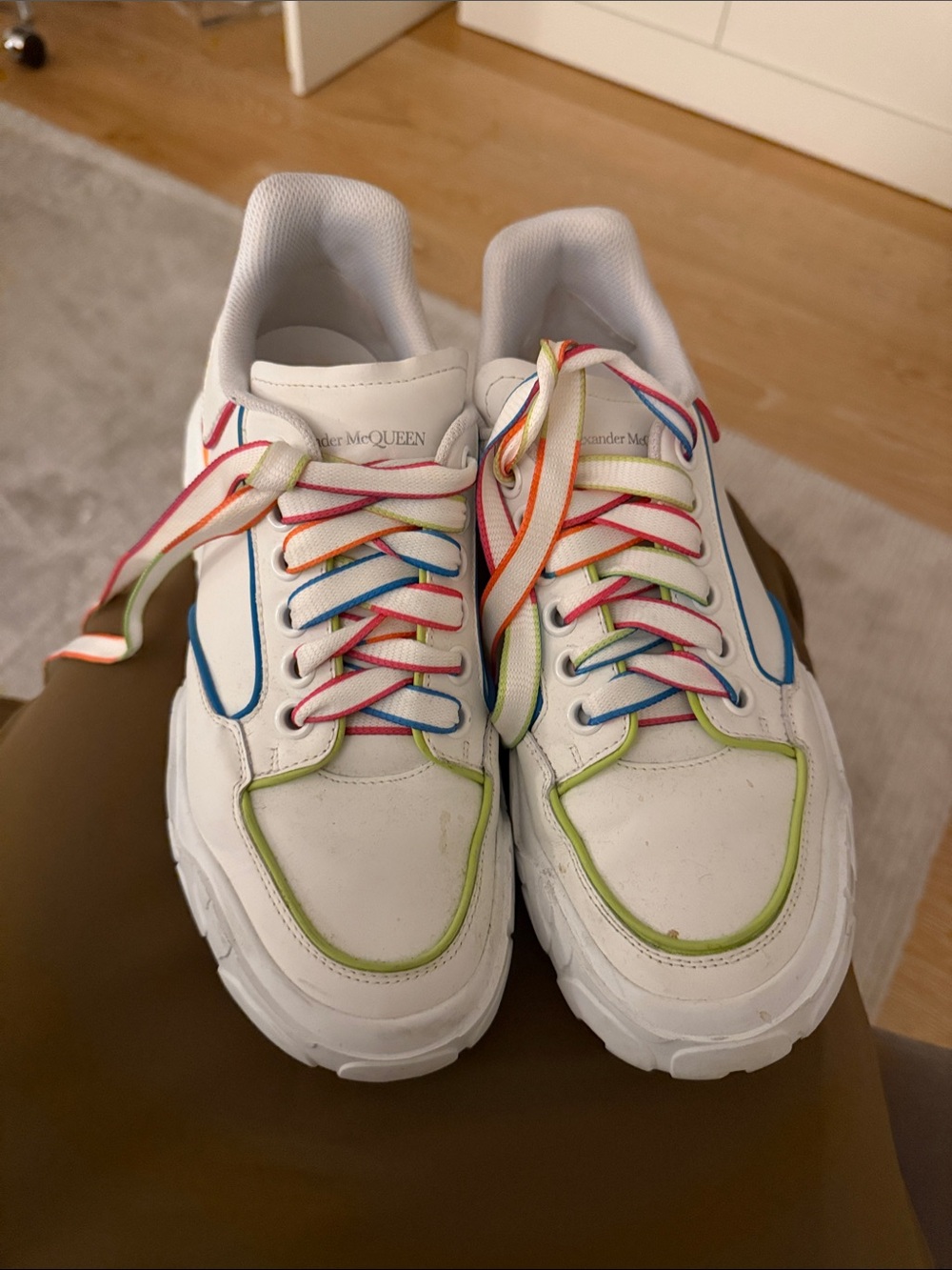 Alexander McQueen White Kids Sneakers with Rainbow Lacing and Trim